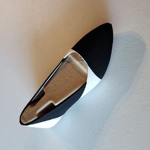 New Sketchers  Cleo Point Flats in Black and White, Size 9